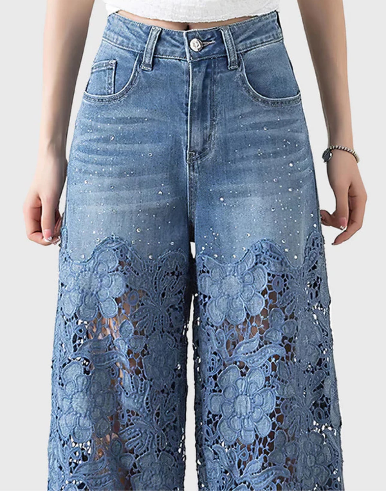 Alejandrinas Embroidered Jeans